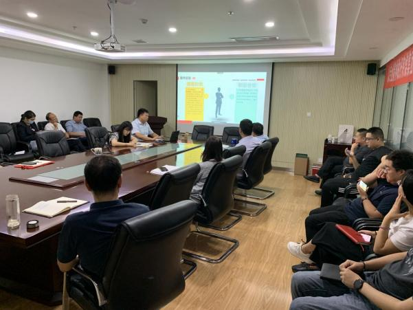 公司组织开展“保险索赔案例分析”主题培训