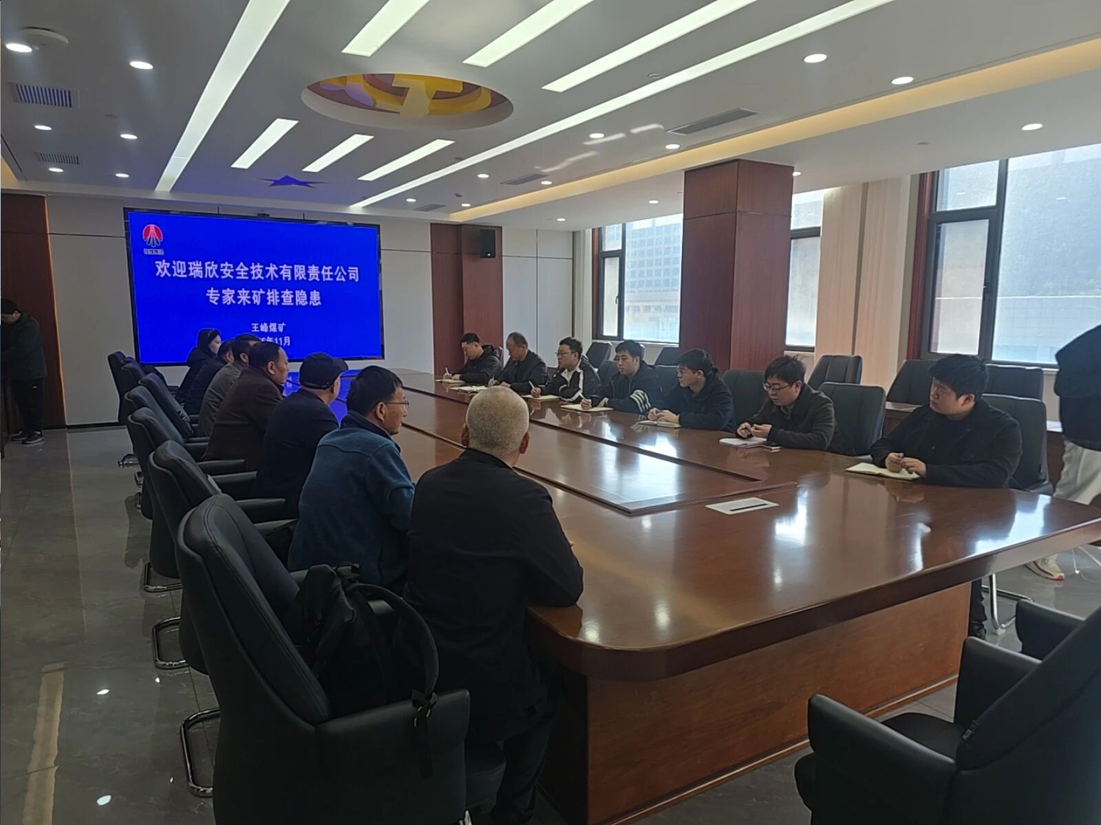 20251128/692946f99884b.jpeg 20251128/692946f99884b.jpeg